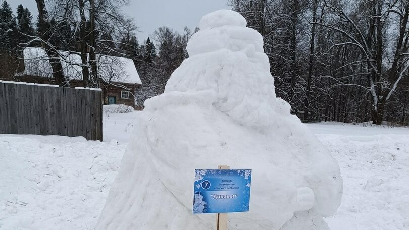 В селе Рождественское вырос город из снега