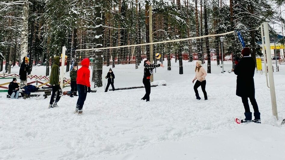 Шарьинские волейболисты провели первую тренировку этого года