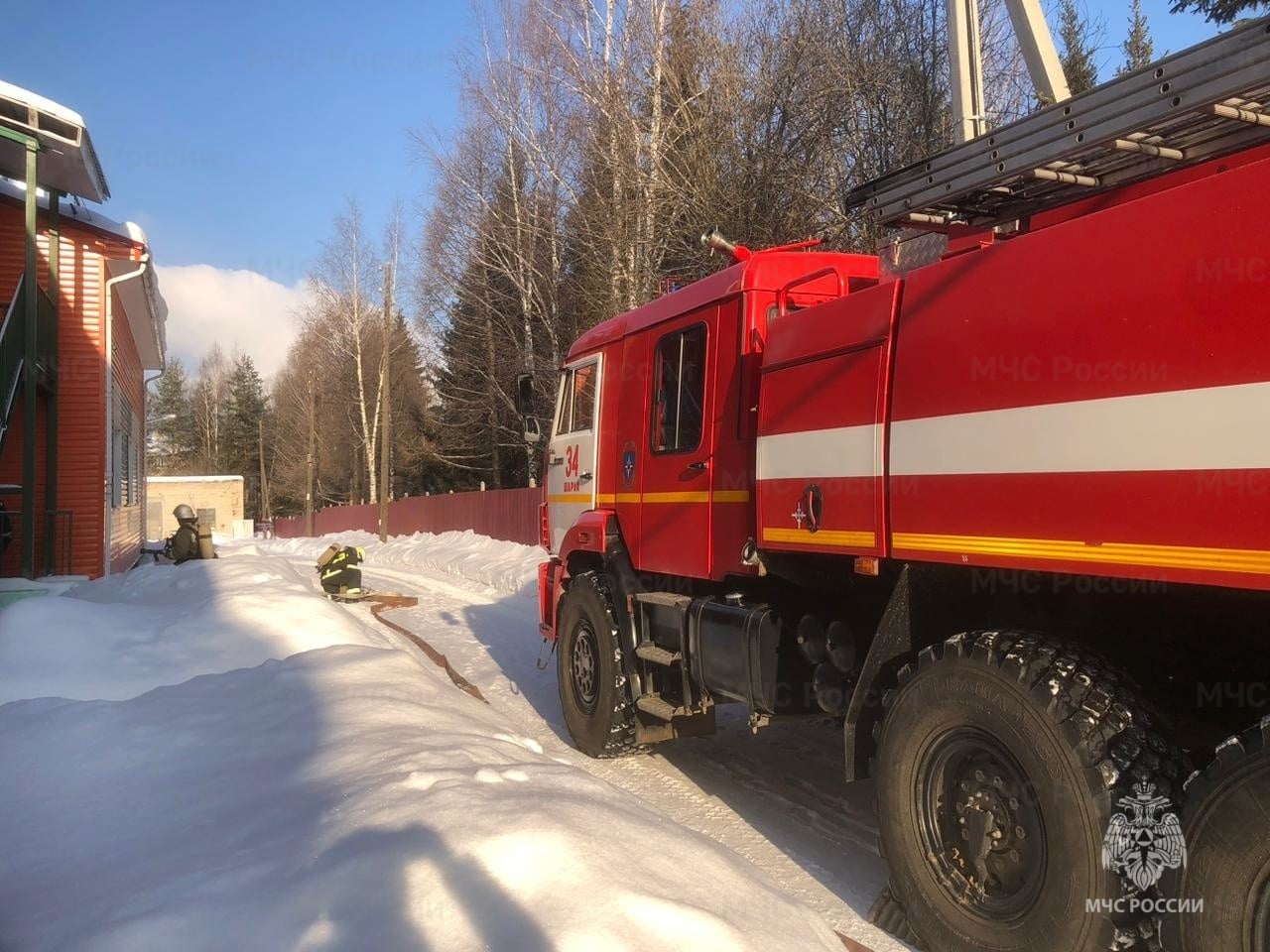 Пострадавшие в пожаре шарьинского детского сада спасены