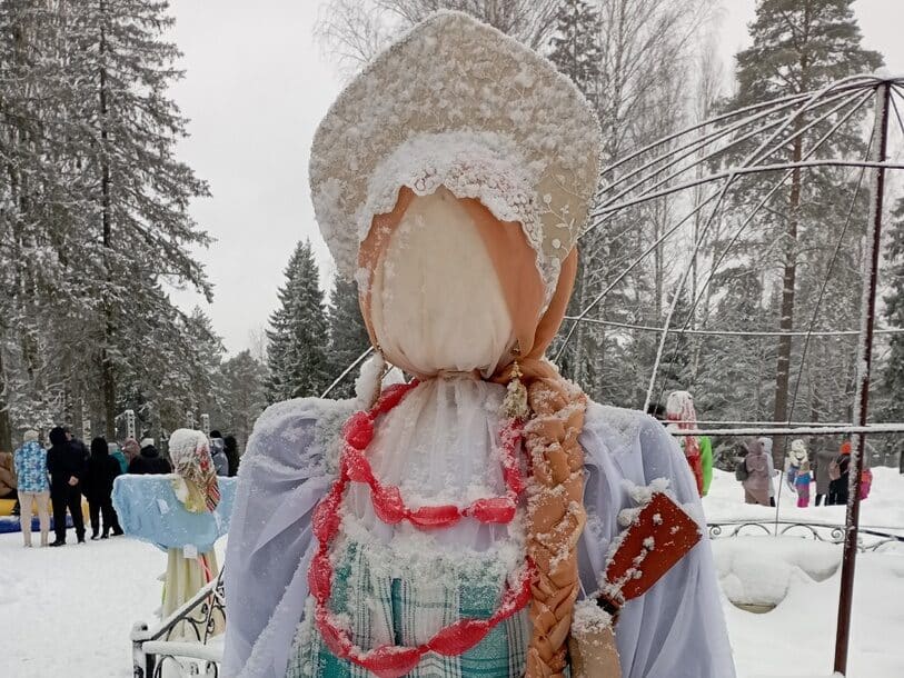 Шарьинские "ангелята" сделали лучшую ростовую куклу-чучело