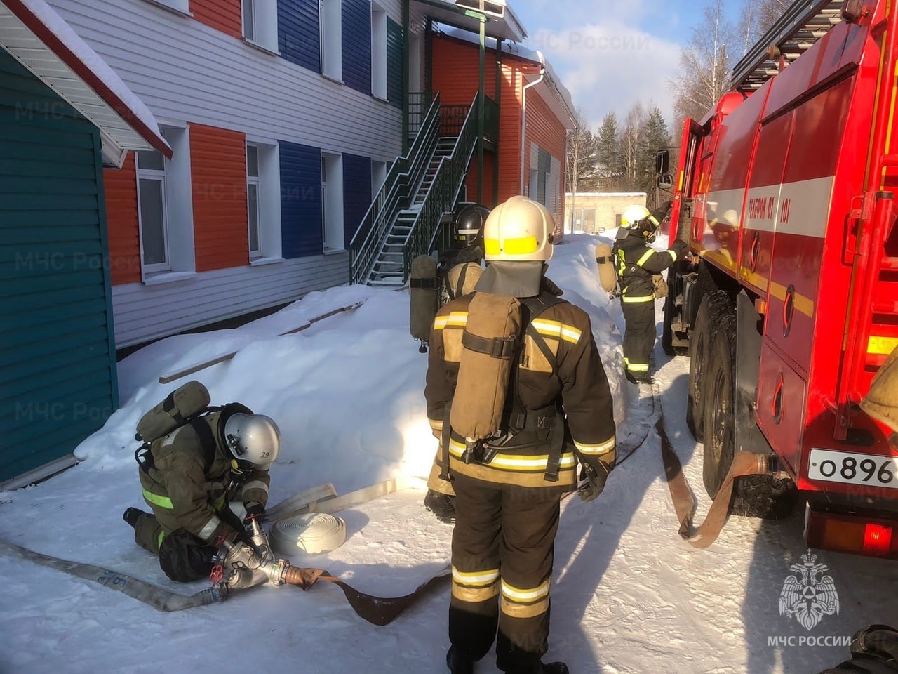 Пострадавшие в пожаре шарьинского детского сада спасены