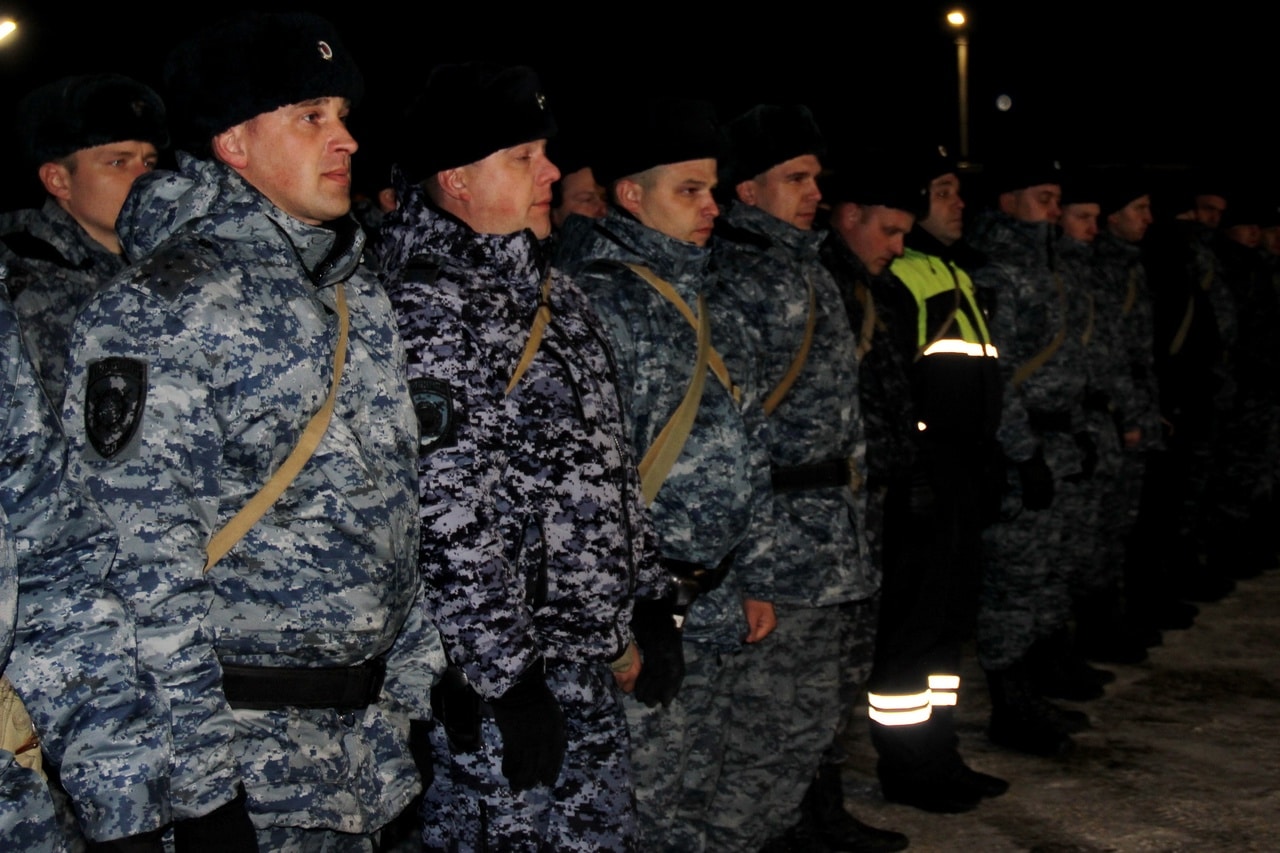 Шарьинцы в составе сводного полицейского отряда вернулись домой