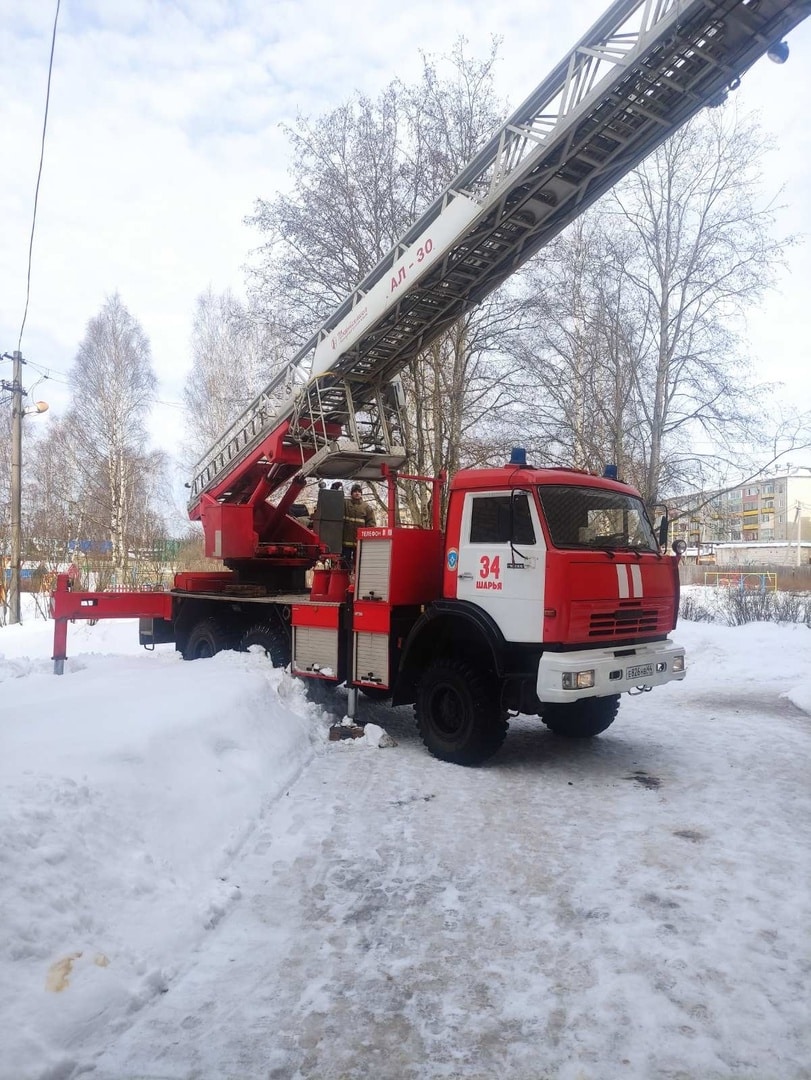 Шарьинские пожарные-спасатели откликнулись на просьбу детсадовцев