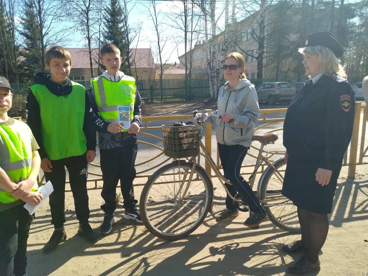Велосипедисты Шарьи приняли участие в профилактической акции