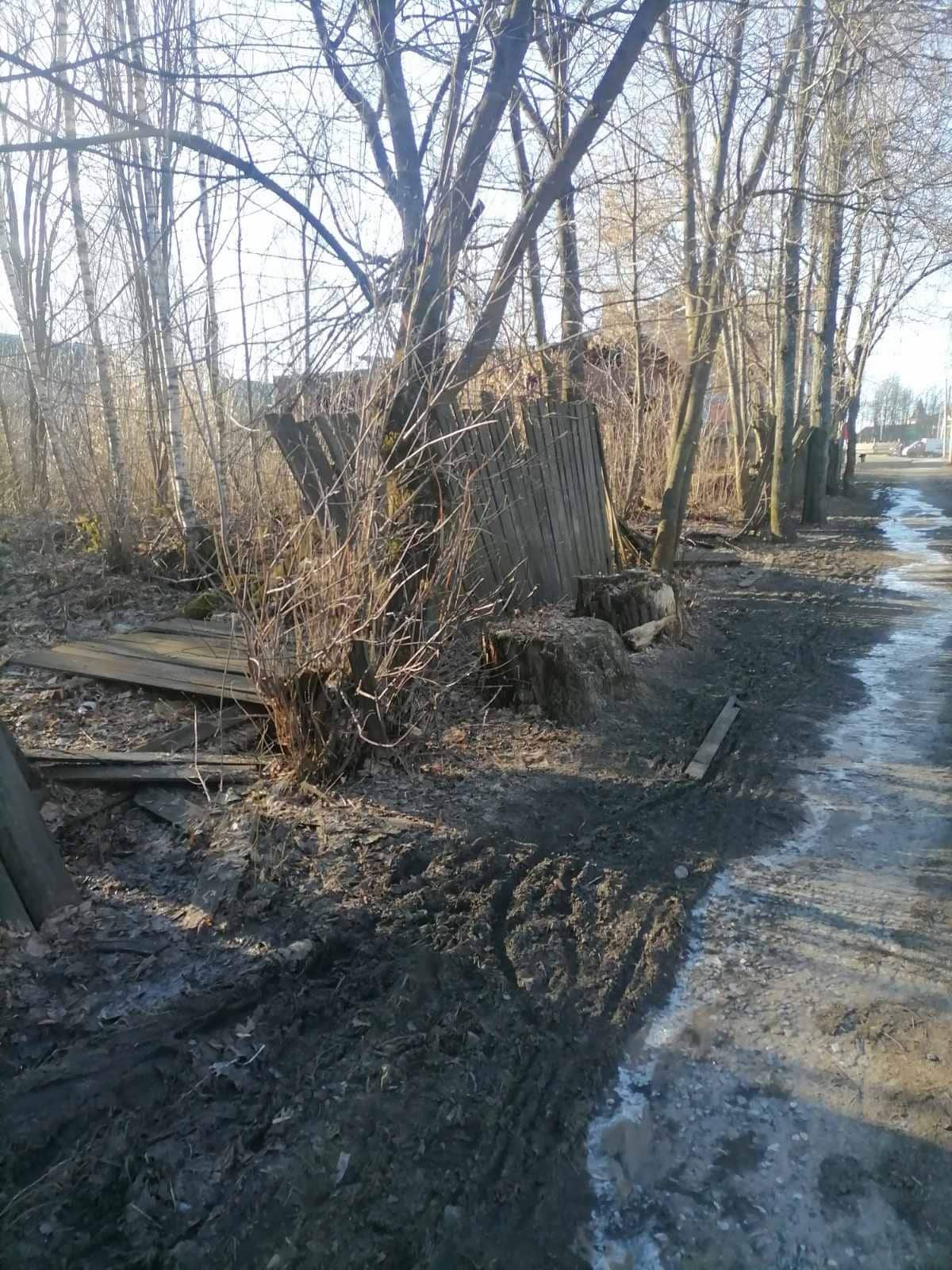 Шарьинцы жалуются на местные дороги и тротуары