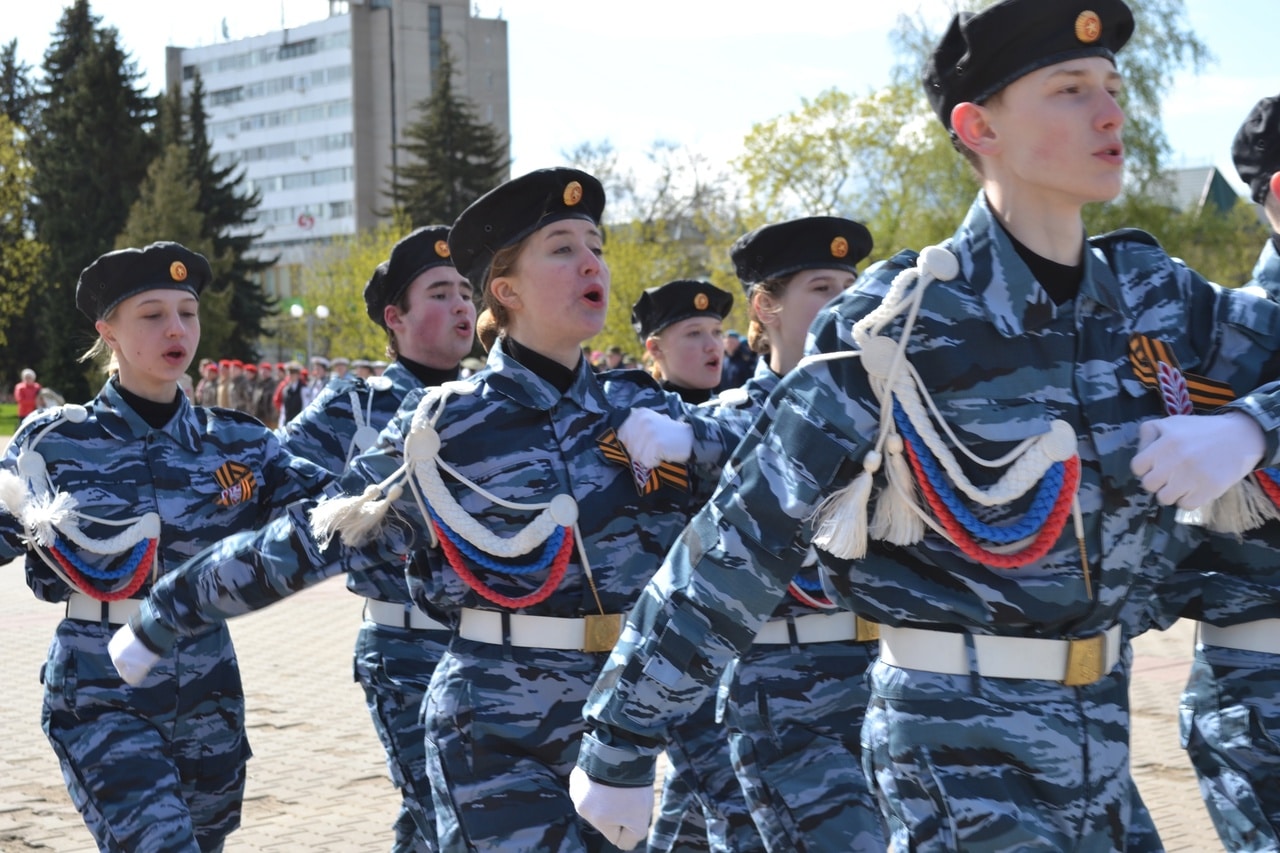 Шарьинские школьники приняли участие в финальном «Плац-параде»