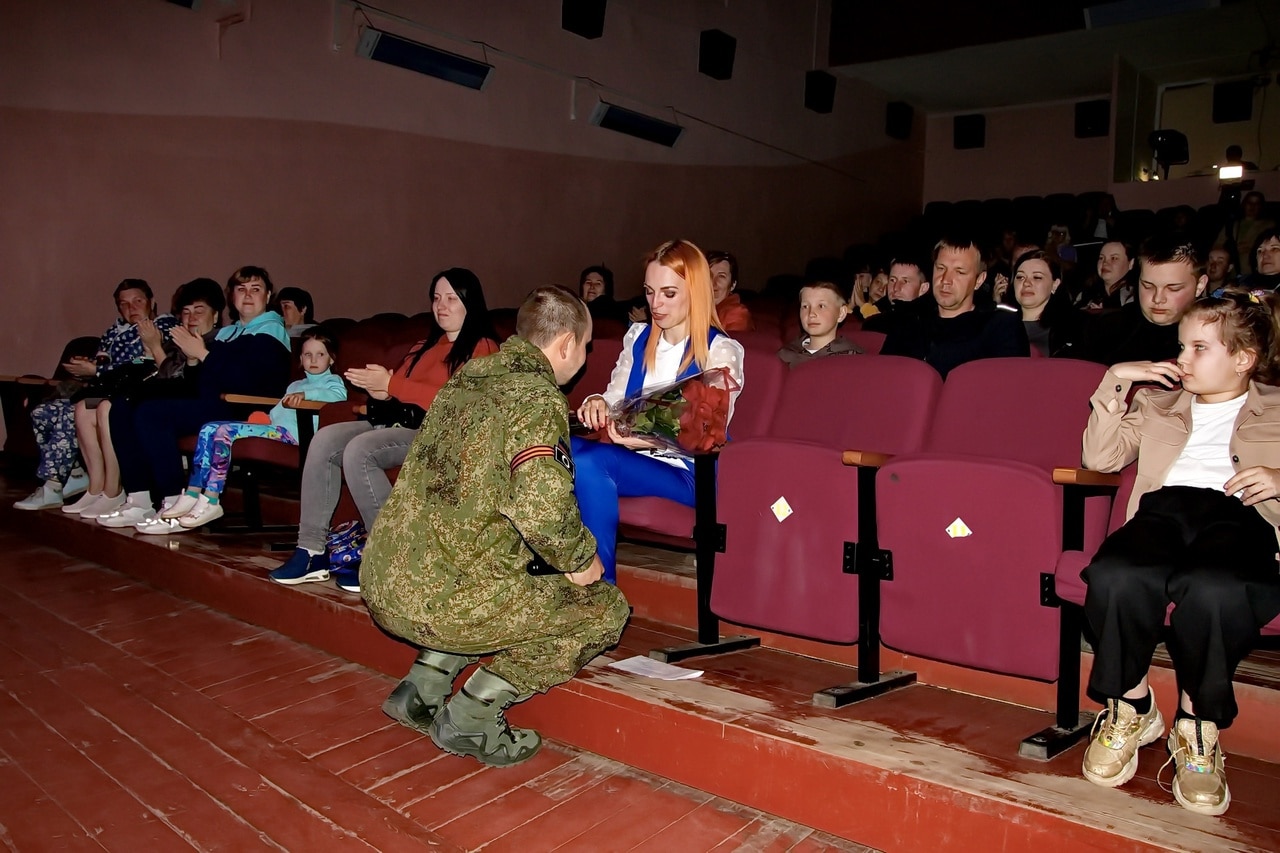 Шарьинские культработники продолжают помогать солдатам СВО