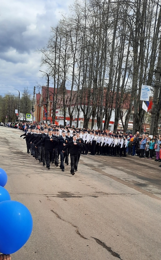 Шарьинские юнармейцы промаршировали по центру города