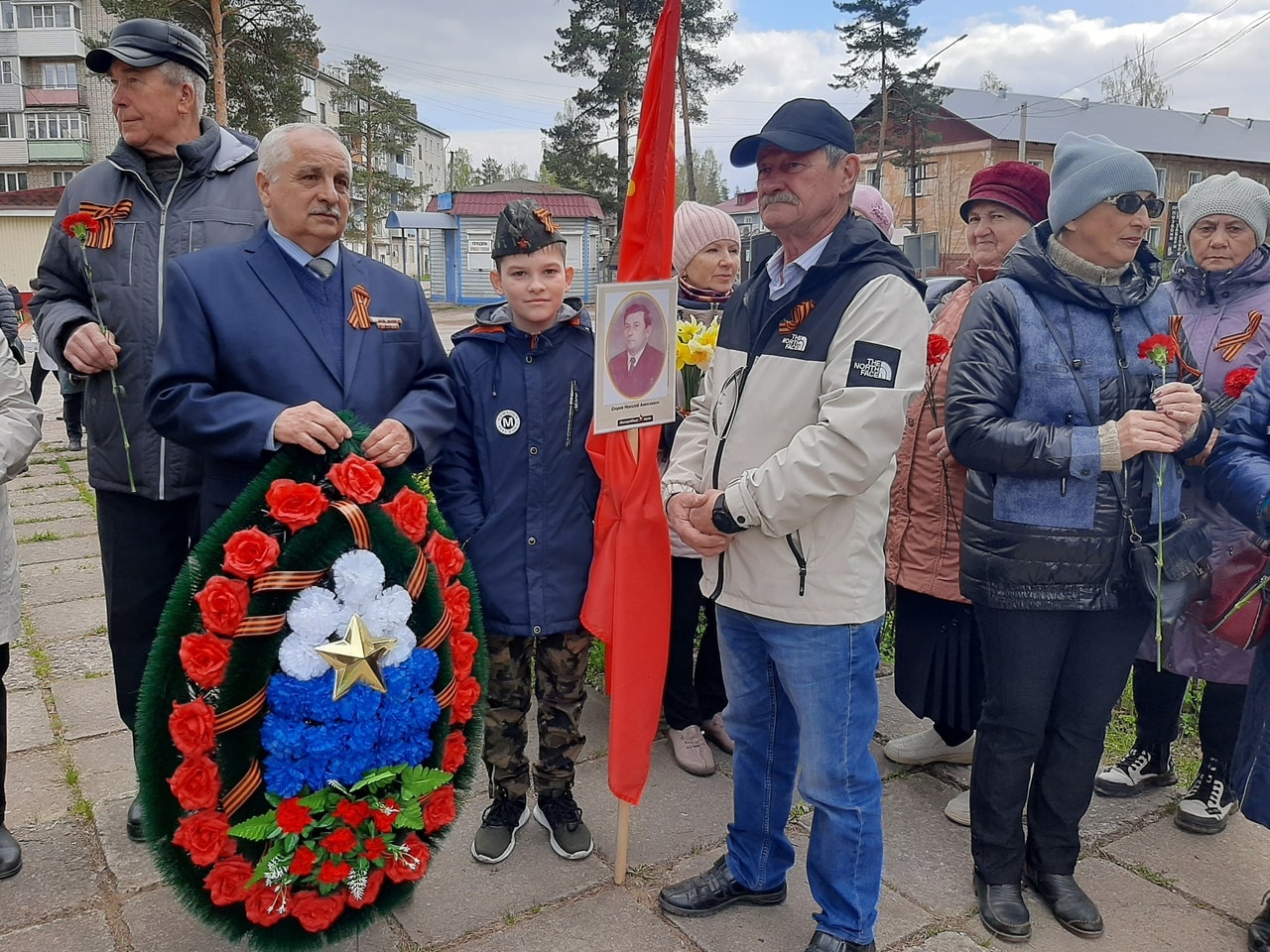 В шарьинском поселке почтили память погибших