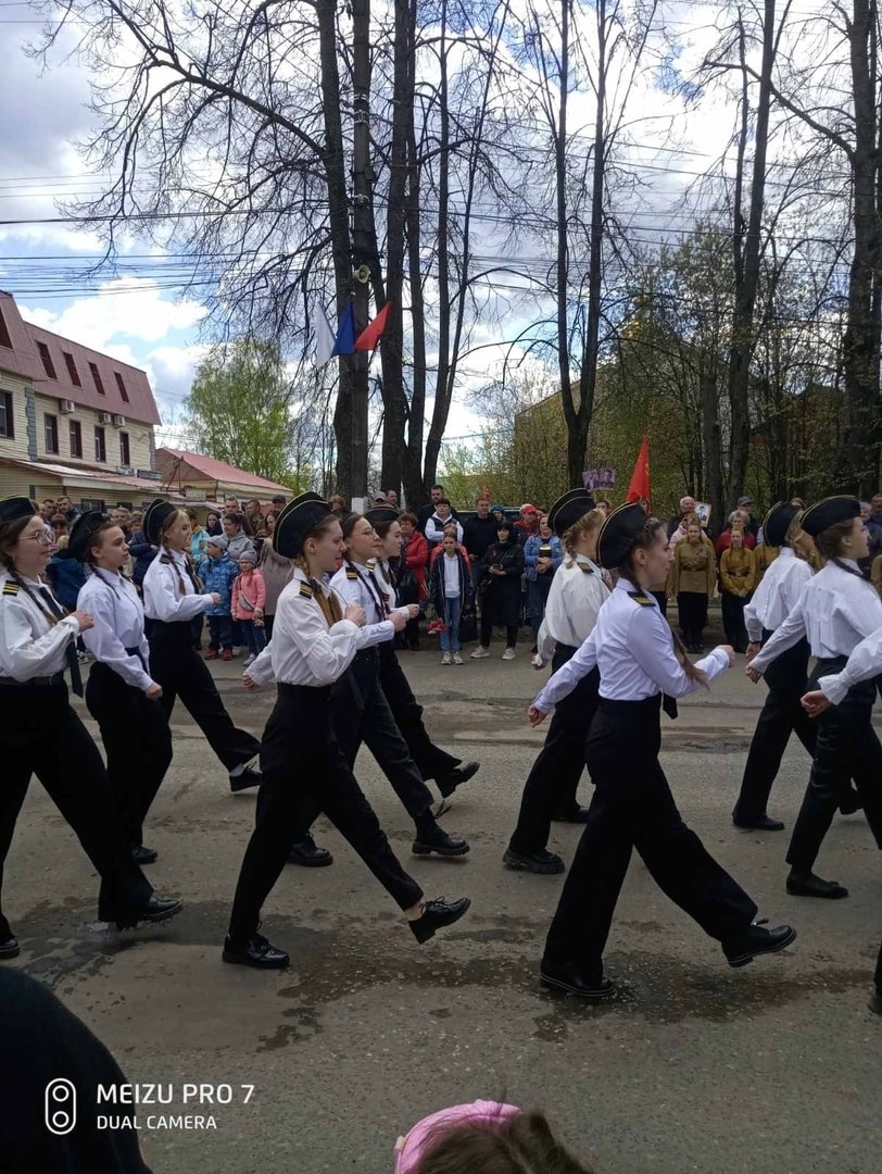 Шарьинские юнармейцы промаршировали по центру города