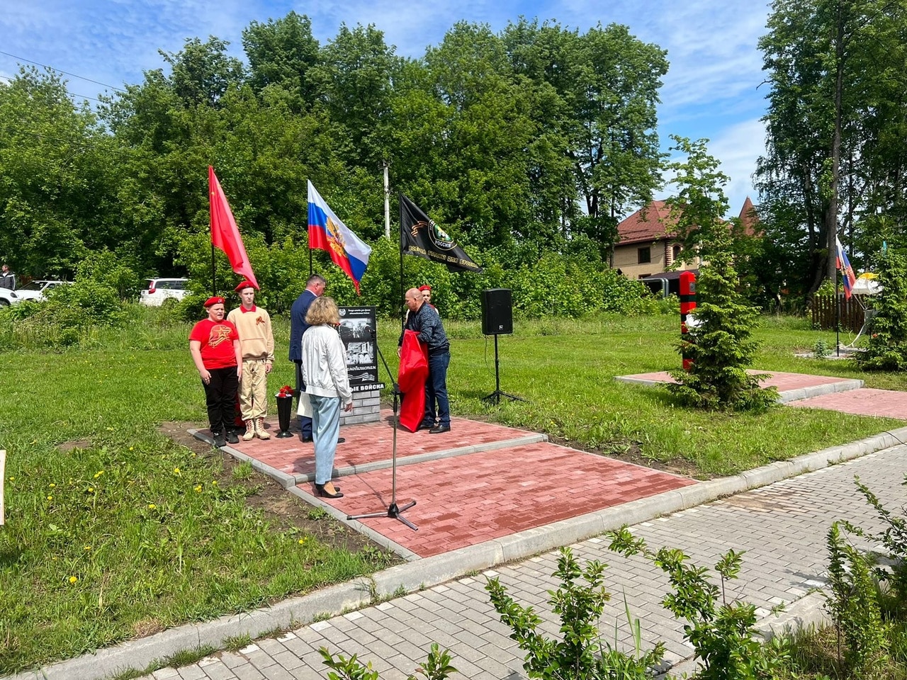 Новый памятный знак установлен на территории шарьинского Мемориального комплекса