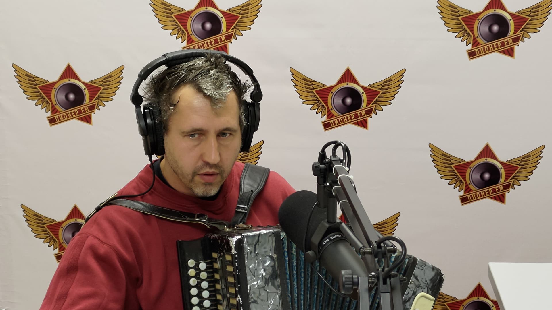 Игорь Растеряев отыграл для шарьинцев бесплатный концерт